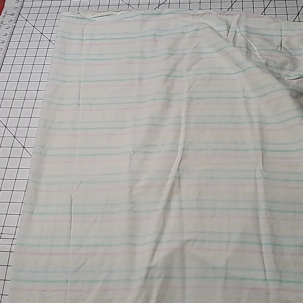 Vintage Pastel Striped Baby Crib Sheet - Pocket Design w/o Elastic‎